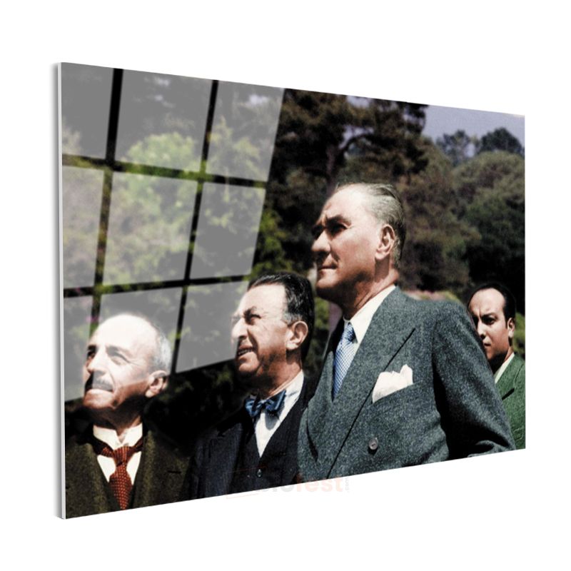 Atatürk ve Devlet Adamları - Doğa Gezisinde Cam Tablo
