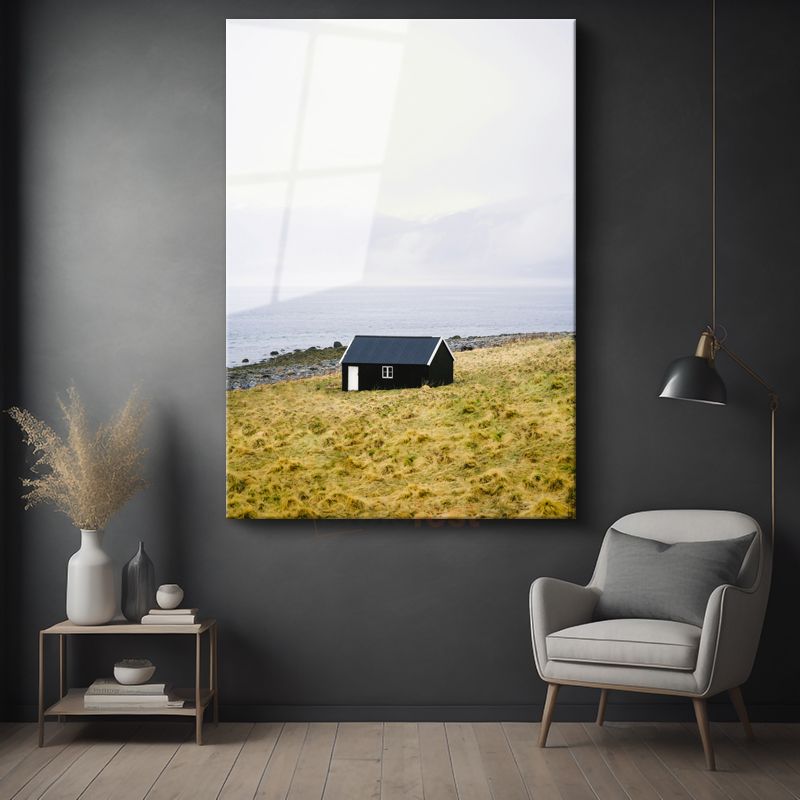 Yalnız Kulübe - Deniz Kenarında Huzur Veren Minimalist Manzara Cam Tablo