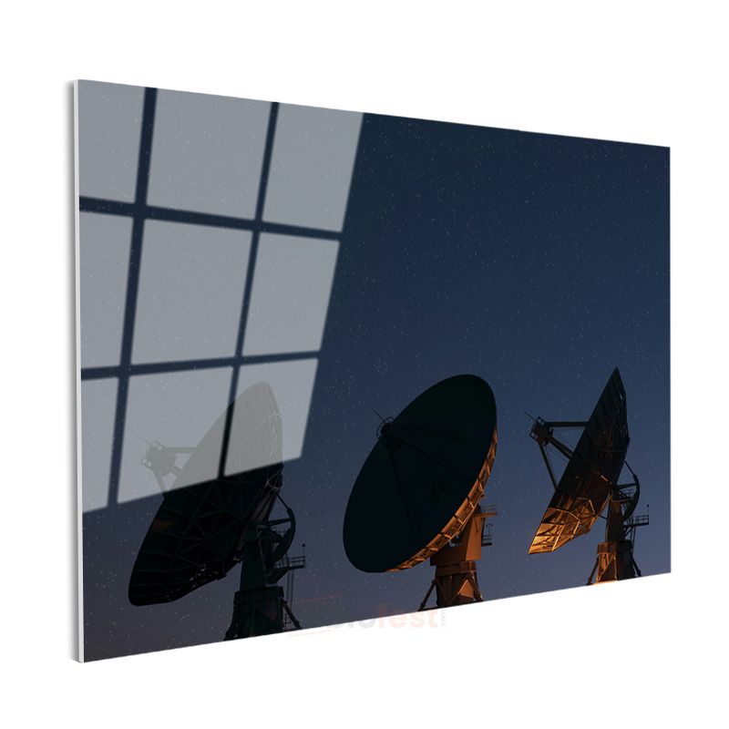 Gece Gökyüzü - Uydu Antenleri Silüeti Cam Tablo