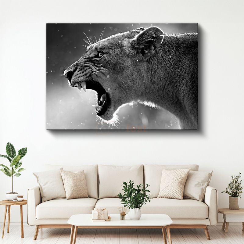 Kükreyen Aslan - Vahşi Doğanın Güçlü Sesi Kanvas Tablo