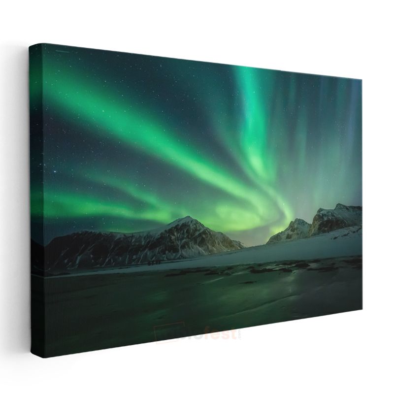 Aurora Borealis - Karlı Dağlar Üzerinde Işık Şöleni Kanvas Tablo