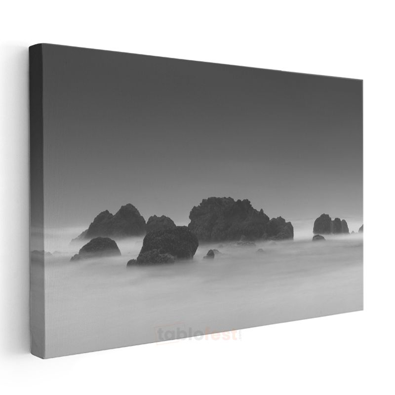 Sisli Kayalıklar - Minimalist Deniz Manzarası Kanvas Tablo