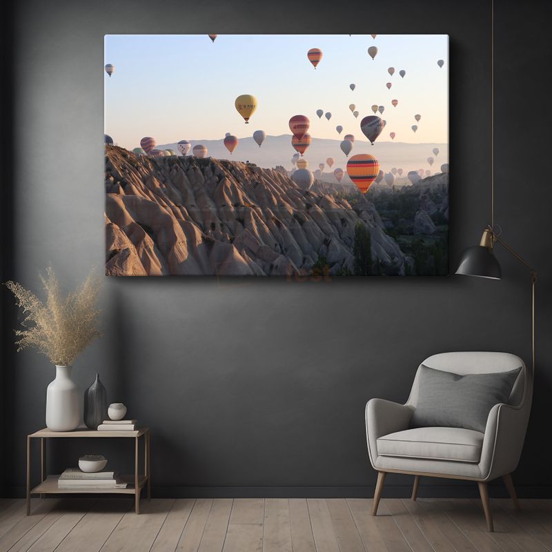 Kapadokya Balonları - Peri Bacaları Üzerinde Şafak Vakti Kanvas Tablo