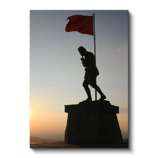 Atatürk Silueti - Gün Batımında Anıt Heykel Kanvas Tablo