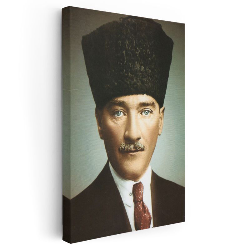 Siyah Kalpaklı Atatürk - Klasik Portre Kanvas Tablo