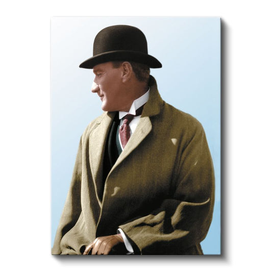 Şapkalı Atatürk - Açık Mavi Fonda Portre Kanvas Tablo