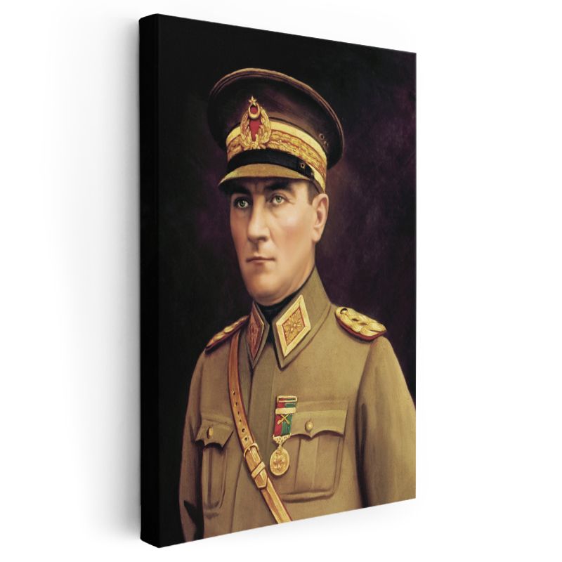 Mareşal Üniformalı Atatürk - Madalyalı Portre Kanvas Tablo