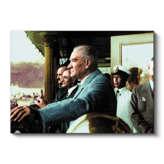 Atatürk ve Liderlik - Devlet Yönetiminde Kanvas Tablo