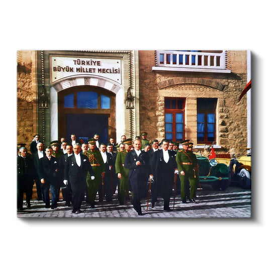 Atatürk ve TBMM - Cumhuriyet'in Kalbi Kanvas Tablo