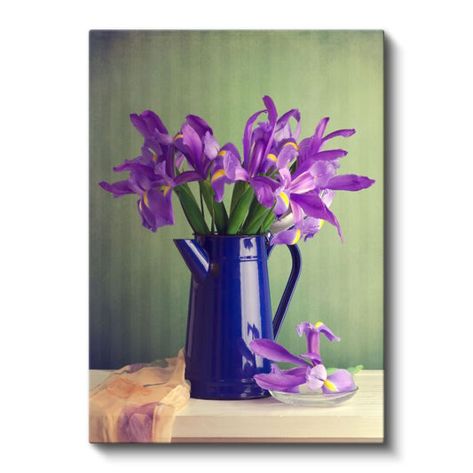 Mor İrisler - Mavi Vazoda Zarif Çiçek Aranjmanı Kanvas Tablo