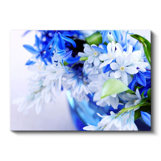 Mavi Çiçekler - Beyaz Detaylı Zarif Buket Kanvas Tablo