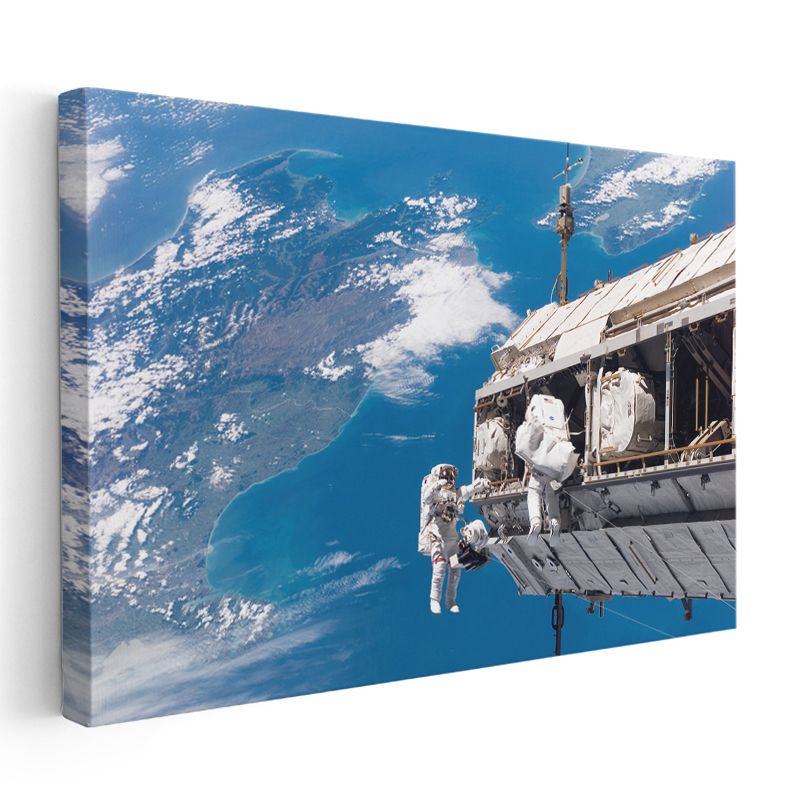 Uzay Yürüyüşü - Dünya Manzarasında Astronot Kanvas Tablo