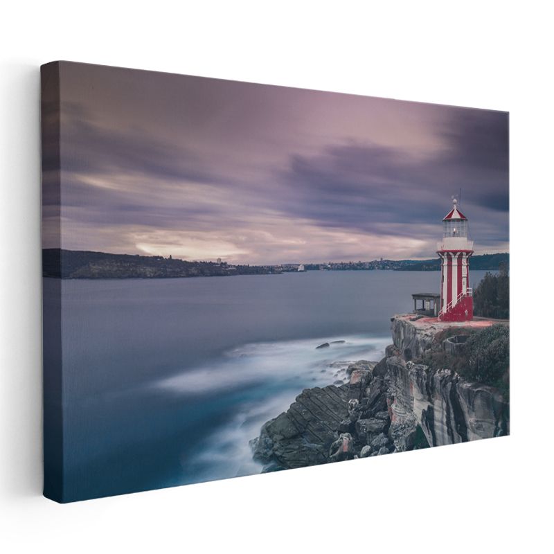 Kırmızı Deniz Feneri - Dramatik Gökyüzü Kanvas Tablo