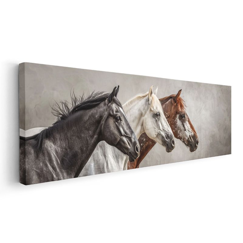 Üç Soylu - Yan Yana Duran Farklı Atlar Kanvas Tablo