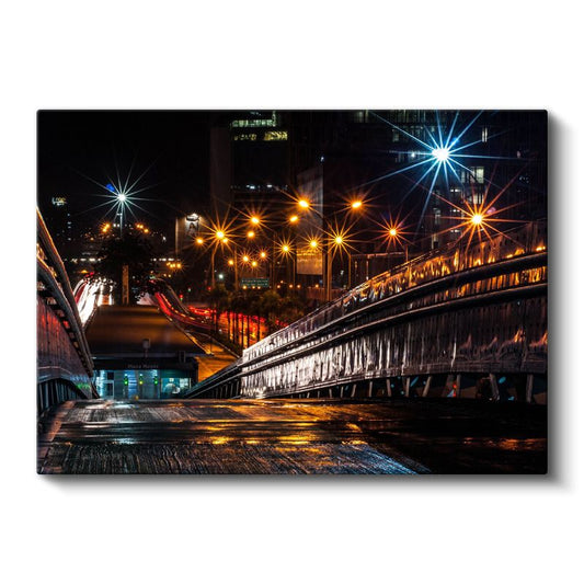 Gece Köprüsü - Işık Yıldızları ve Yansımalar Kanvas Tablo