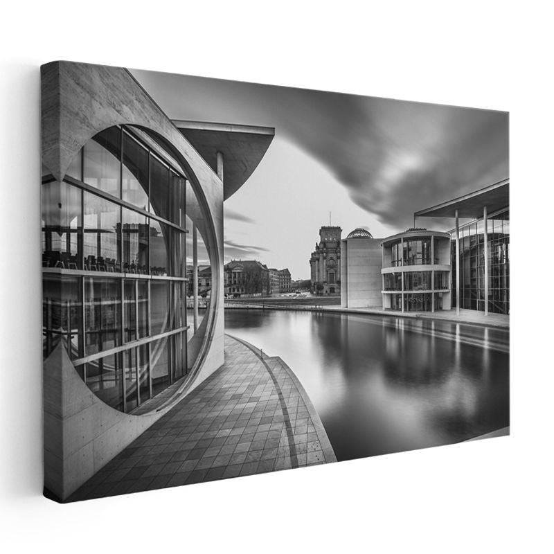 Modern Mimari - Su Yansımalı Geometrik Yapılar Kanvas Tablo