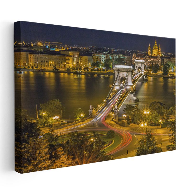 Budapeşte Köprüsü - Gece Işıkları Altında Kanvas Tablo