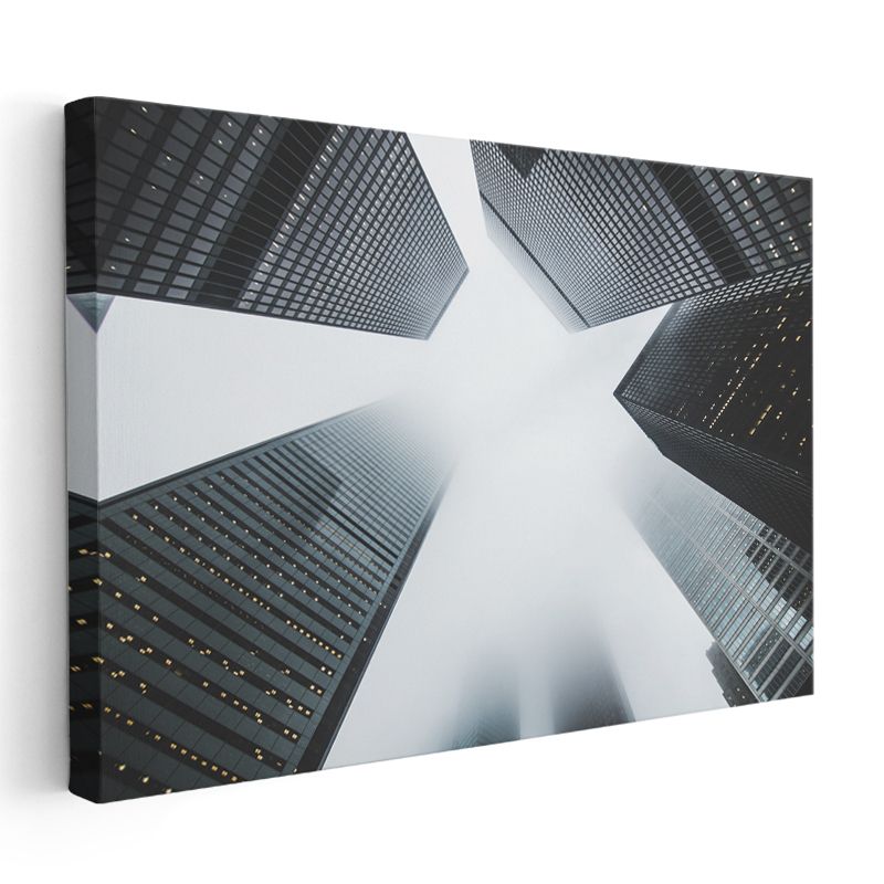 Metropol Zirvesi - Sis İçinde Gökdelenler Kanvas Tablo