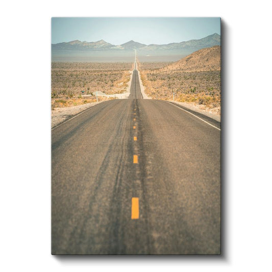 Sonsuz Yol - Çöl Ortasında Ufka Uzanan Manzara Kanvas Tablo