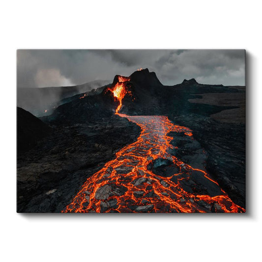 Volkan Patlaması - Doğanın Ateşli Gücü ve Akan Lav Kanvas Tablo