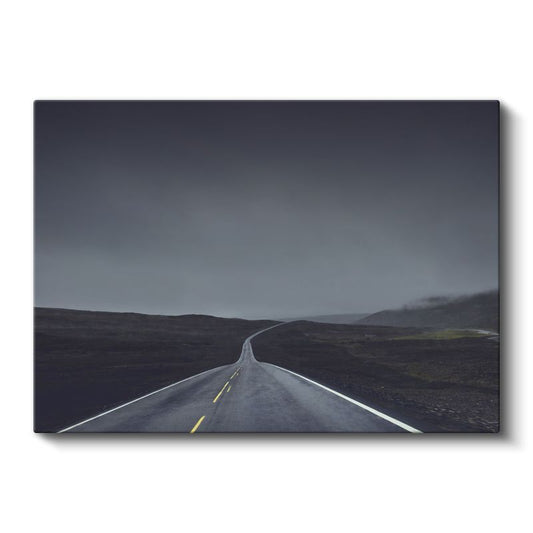 Sonsuz Yol - Sisli Ufuklara Uzanan Issız Manzara Kanvas Tablo