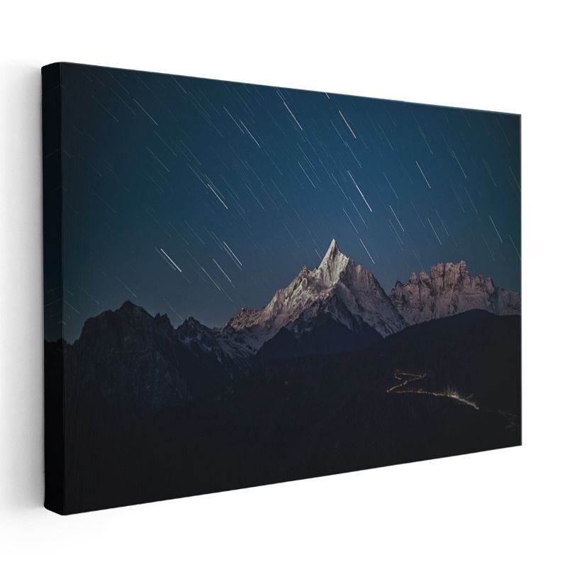 Yıldız İzleri - Gece Aydınlanan Dağ Zirvesi Kanvas Tablo