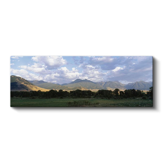 Dağ Silsilesi - Yeşil Vadiler ve Bulutlu Zirveler Kanvas Tablo