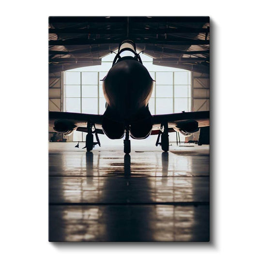 Savaş Uçağı Silueti - Hangar İçinde Askeri Jet Kanvas Tablo