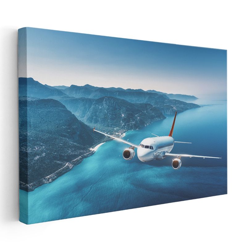 Yolcu Uçağı - Mavi Deniz Üzerinde Seyahat Kanvas Tablo
