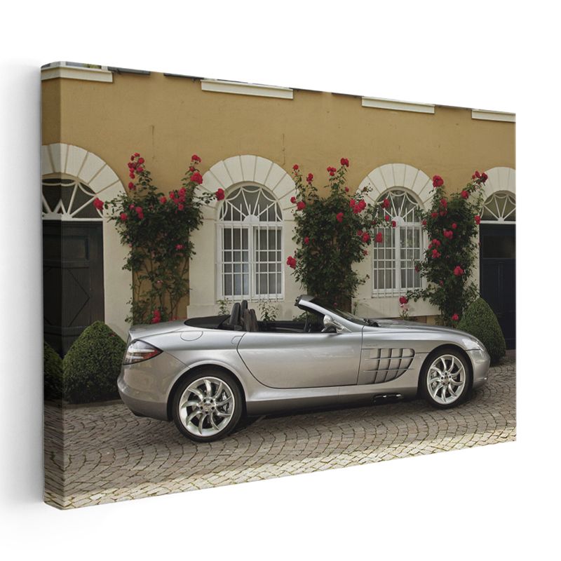 Mercedes-Benz SLR McLaren - Klasik Mimari Önünde Prestij Kanvas Tablo