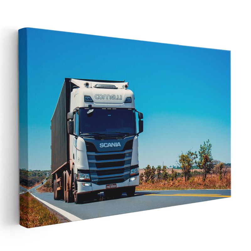 Scania Tır - Açık Yolda İlerleyen Beyaz Kamyon Kanvas Tablo