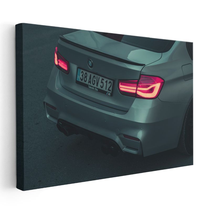 BMW M Serisi - Sportif Arka Tasarım ve LED Stop Lambaları Kanvas Tablo