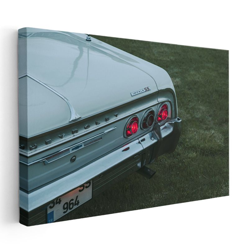 Chevrolet Impala SS - Klasik Amerikan Otomobilinin Arka Detayı Kanvas Tablo