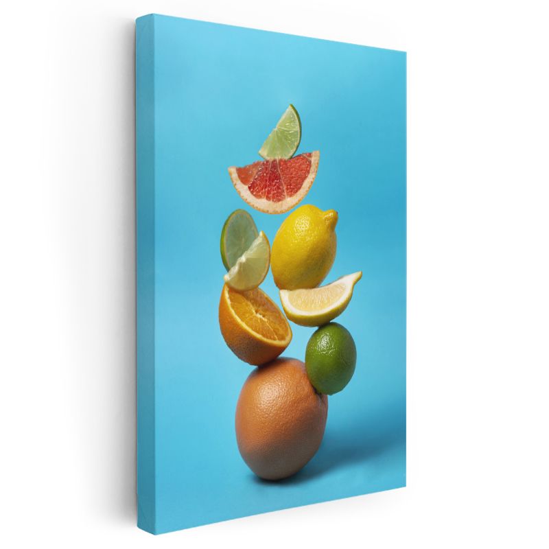 Renkli Narenciye - Mavi Fonda Havada Asılı Turunçgiller Kanvas Tablo