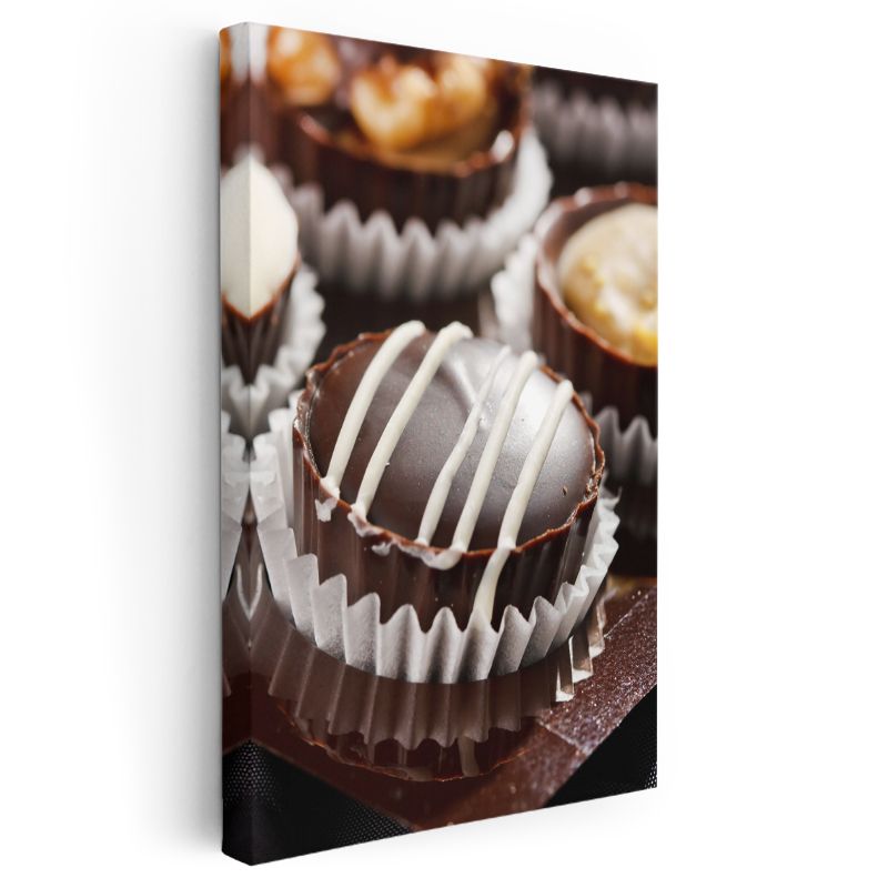Çikolata Pralinleri - El Yapımı Lüks Tatlı Çeşitleri Kanvas Tablo