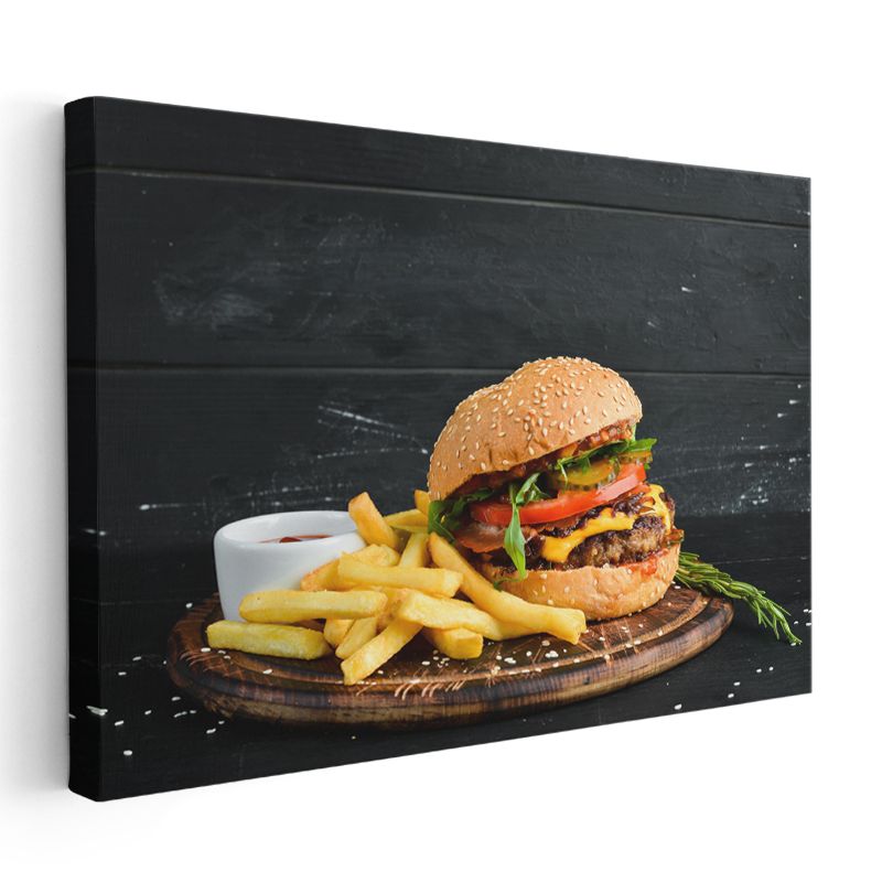 Klasik Hamburger - Patates Kızartması Eşliğinde Kanvas Tablo