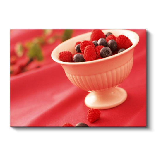 Taze Meyveler - Ahududu ve Yaban Mersini Kasesi Kanvas Tablo