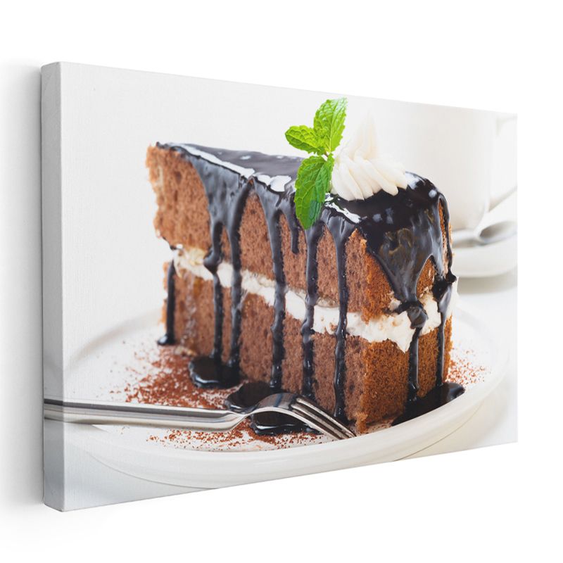 Tiramisu Lezzeti - Çikolata Sosu ile Süslenmiş Katmanlı Pasta Kanvas Tablo