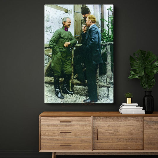 Tarihi Buluşma - Silah Arkadaşlarıyla Sohbet Kanvas Tablo