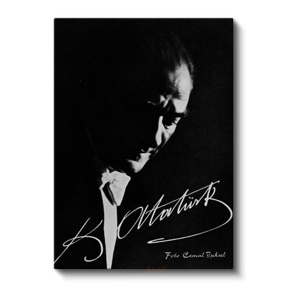 İmzalı Atatürk - Siyah Beyaz Sanatsal Portre Kanvas Tablo