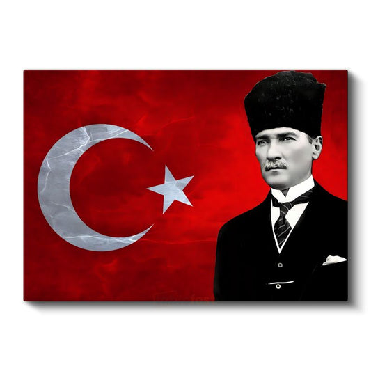 Kalpaklı Atatürk - Kırmızı Bayrak Fonlu Portre Kanvas Tablo