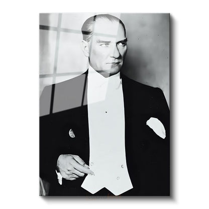 Smokinli Atatürk - Resmi Gala Portresi Cam Tablo