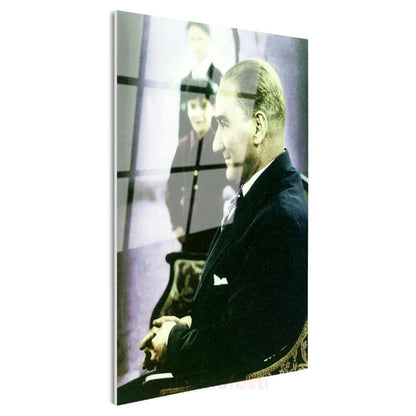 Gülümseyen Atatürk - Çocuklarla Anı Cam Tablo