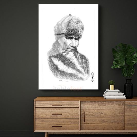 Kürklü Atatürk - İmzalı Karakalem Portre Cam Tablo