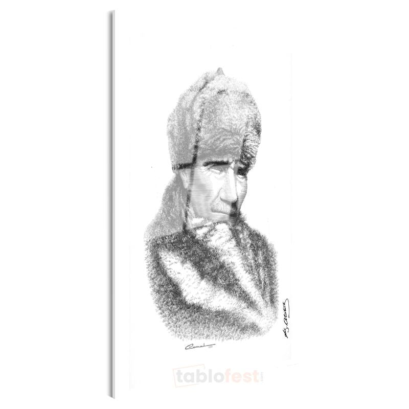 Kürklü Atatürk - İmzalı Karakalem Portre Cam Tablo