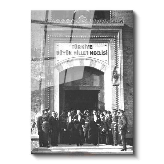 Meclis Kapısında Atatürk - Tarihi Fotoğraf Cam Tablo