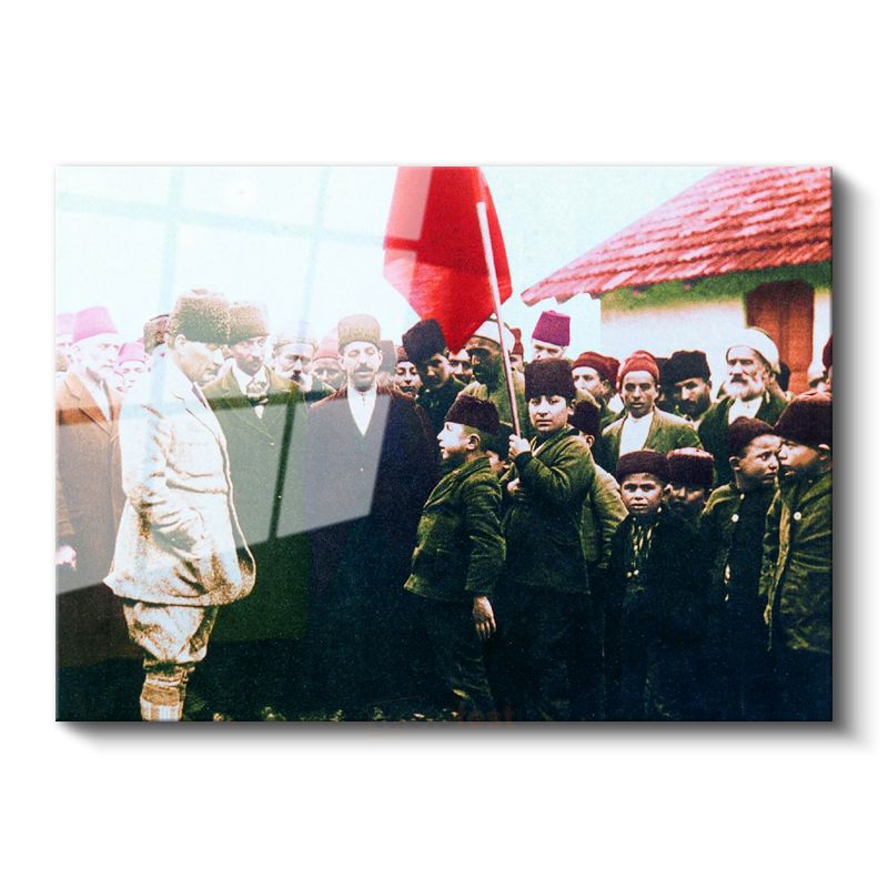 Atatürk ve Gençlik - Bayrak Töreni Cam Tablo
