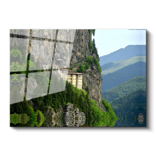 Kayalık Manastır - Dağ Yamacında Saklı Tarihi Yapı Cam Tablo
