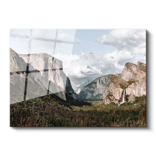 Yosemite Vadisi - İhtişamlı Kayalıklar ve Şelale Cam Tablo