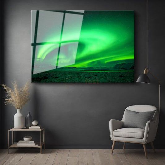 Kuzey Işıkları - Gökyüzünü Aydınlatan Yeşil Aurora Dansı Cam Tablo